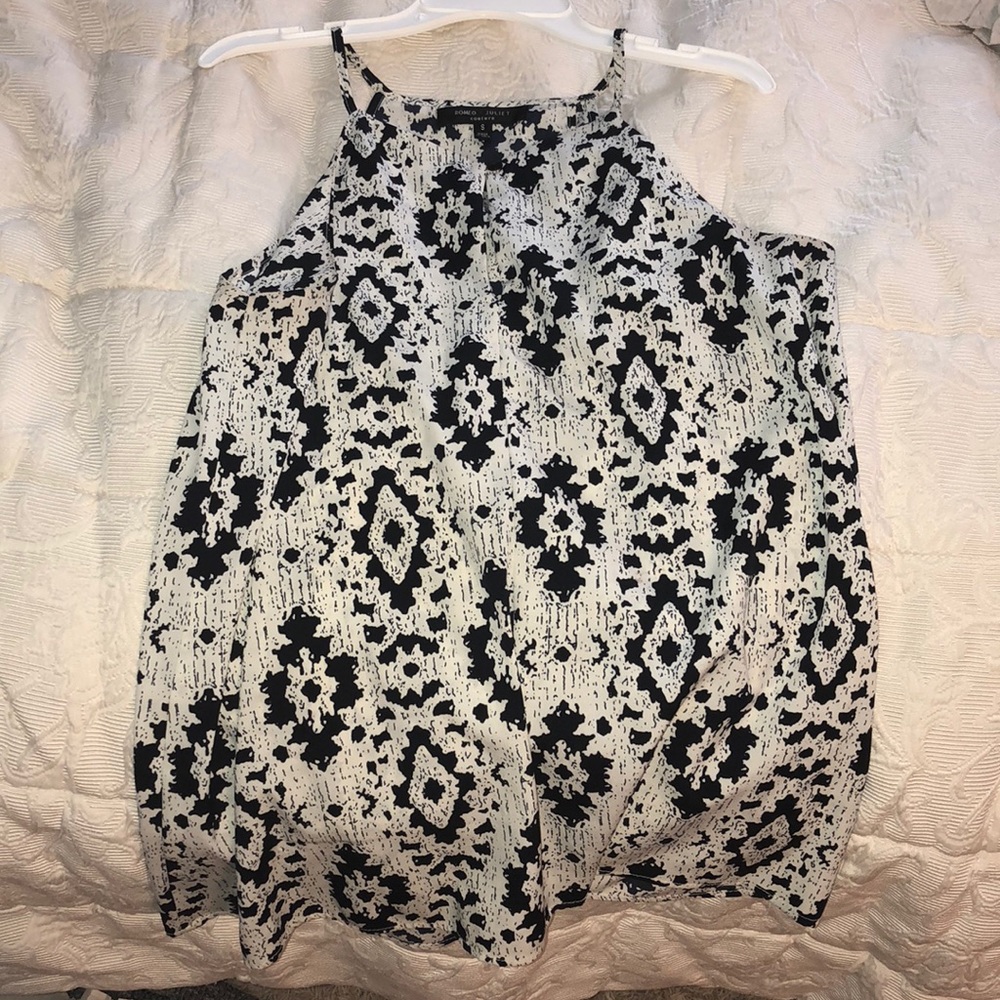 Patterned Open Back Tank Blouse